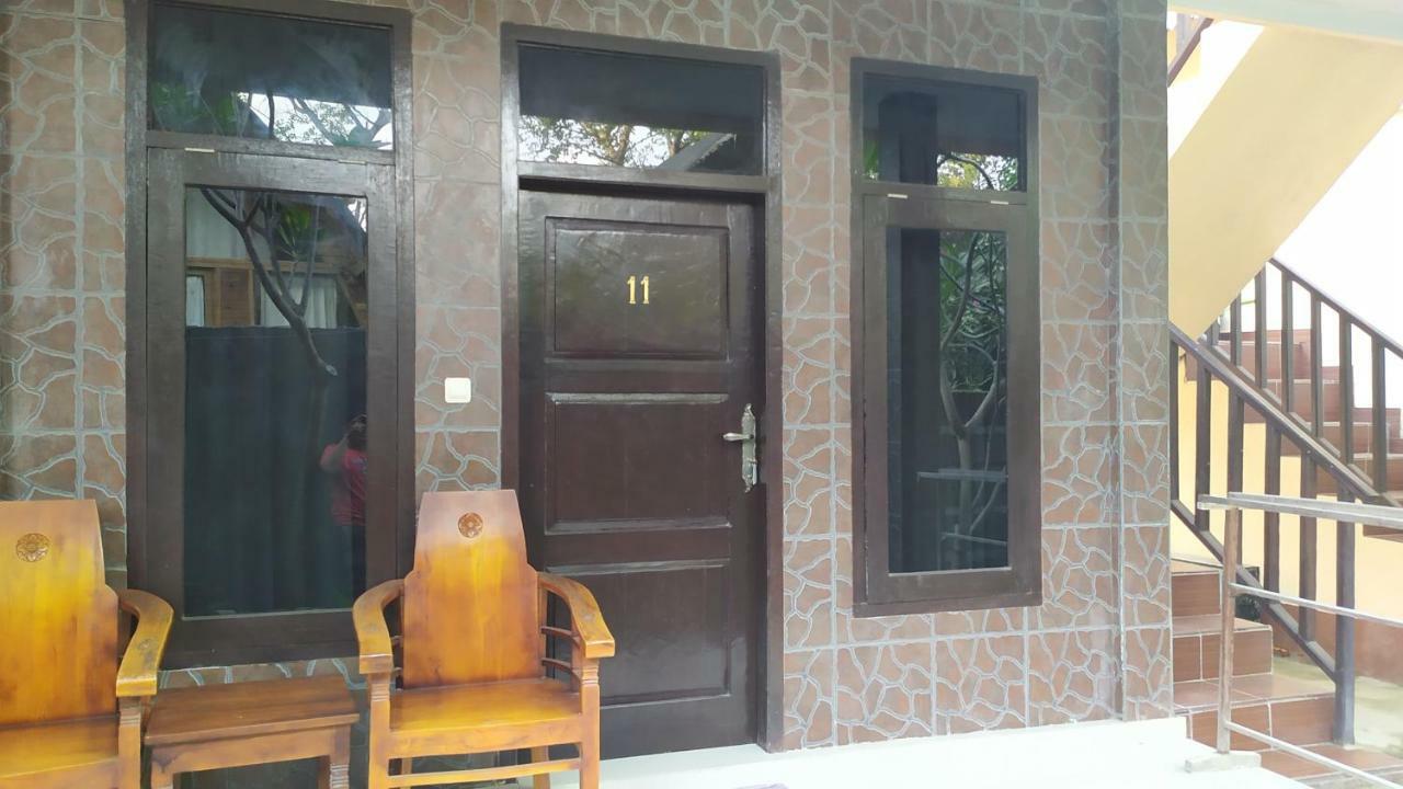 Kusuka Bungalow Gili Trawangan Exterior photo