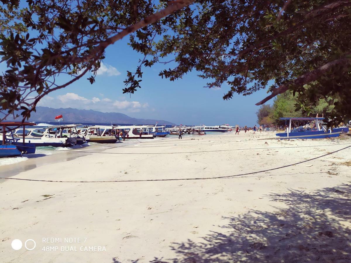 Kusuka Bungalow Gili Trawangan Exterior photo